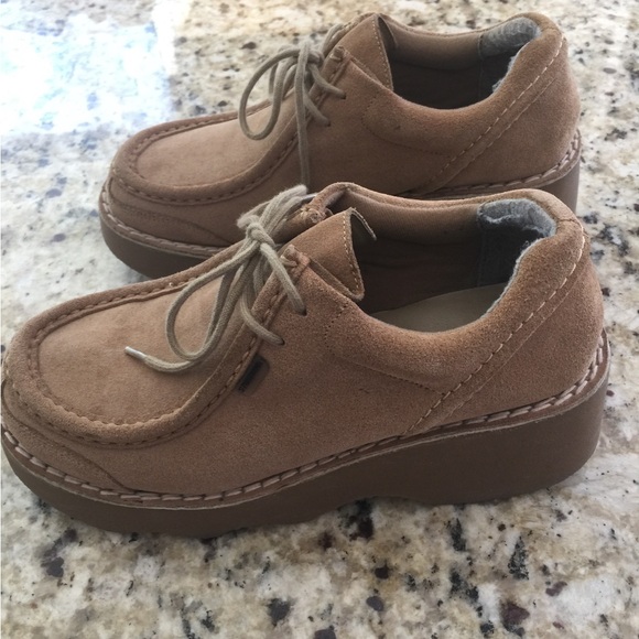 Stoneridge Platform Tan suede - Picture 2 of 2